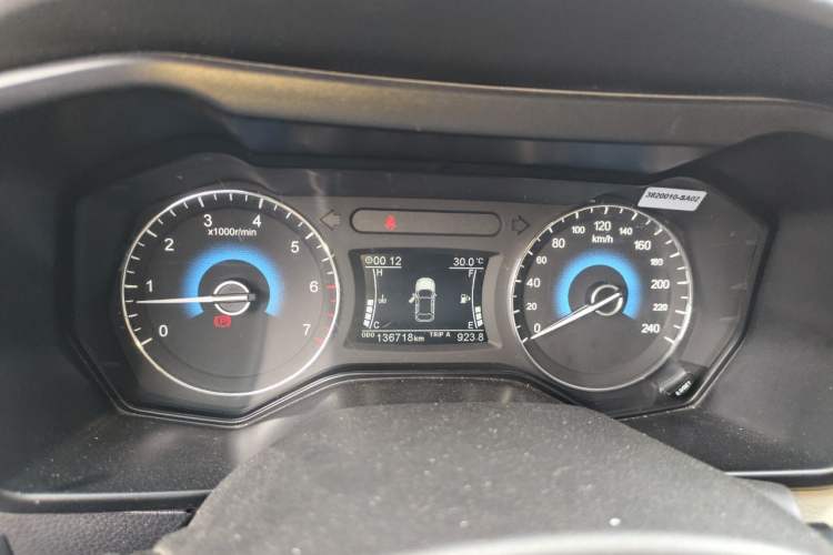 Used Dongfeng Fengon 580 2016 1.5T Manual Luxury Edition Instrument Cluster