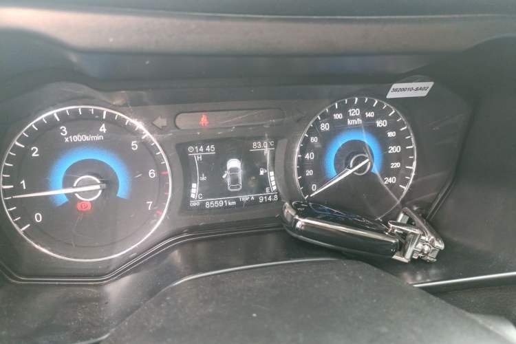 Used Dongfeng Fengon 580 2016 1.5T Manual Luxury Edition Instrument Cluster