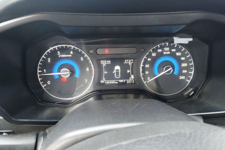 Used Dongfeng Fengon 580 2016 1.5T Manual Luxury Edition Instrument Cluster
