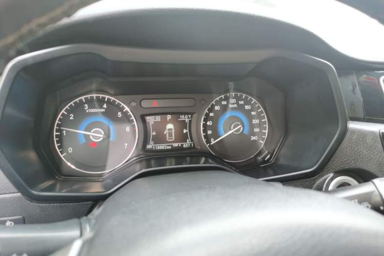 Used Dongfeng Fengon 580 2016 Revised Version 1.5T CVT Luxury Edition Instrument Cluster