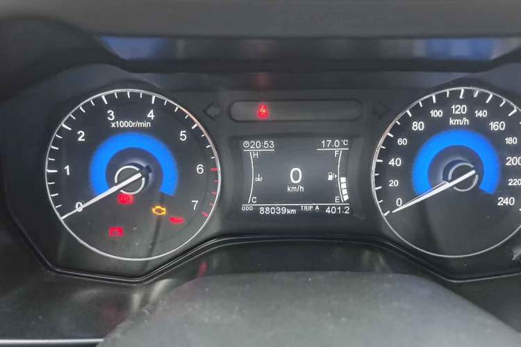 Used Dongfeng Fengon 580 2016 1.8L Manual Comfort Model Instrument Cluster