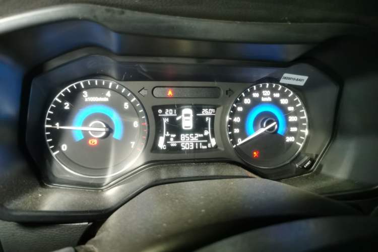 Used Dongfeng Fengon 580 2016 1.8L Manual Comfort Model Instrument Cluster