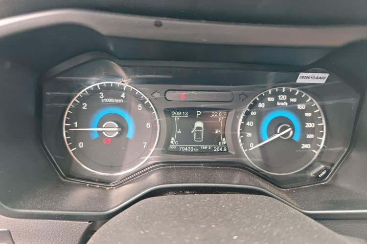 Used Dongfeng Fengon 580 2016 Revised Version 1.5T CVT Luxury Edition Instrument Cluster