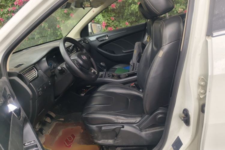 Used Dongfeng Fengon 580 2016 1.5T Manual Luxury Edition Left Front Seat