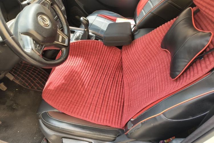 Used Dongfeng Fengon 580 2016 1.5T Manual Luxury Edition Left Front Seat