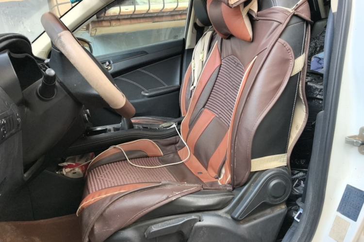 Used Dongfeng Fengon 580 2016 1.5T Manual Luxury Edition Left Front Seat