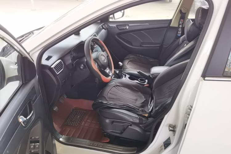 Used Dongfeng Fengon 580 2016 1.8L Manual Comfort Model Left Front Seat