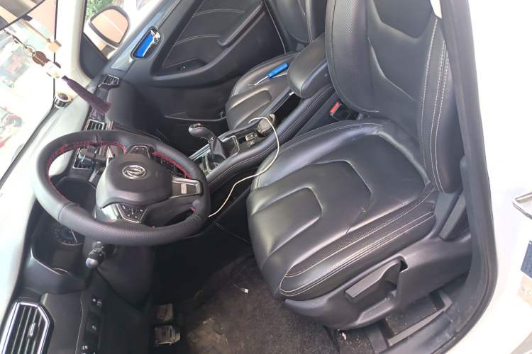 Used Dongfeng Fengon 580 2016 1.5T Manual Luxury Edition Left Front Seat