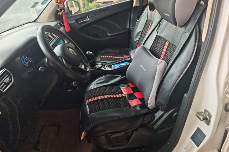Used Dongfeng Fengon 580 2016 1.5T Manual Luxury Edition Left Front Seat