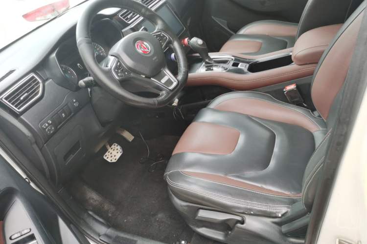 Used Dongfeng Fengon 580 2016 Revised Version 1.5T CVT Luxury Edition Left Front Seat