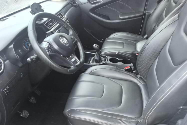 Used Dongfeng Fengon 580 2016 1.8L Manual Comfort Model Left Front Seat