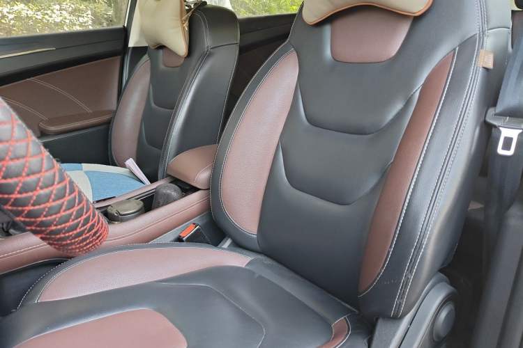 Used Dongfeng Fengon 580 2016 1.5T Manual Luxury Edition Left Front Seat
