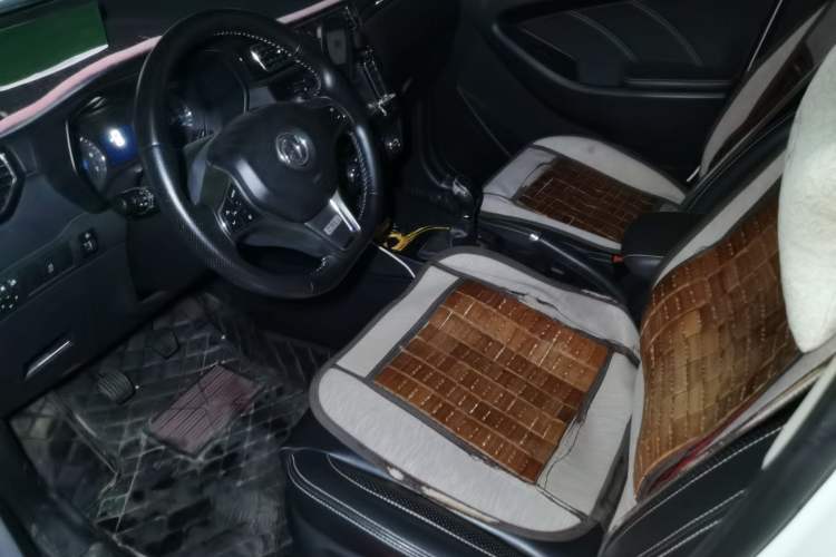 Used Dongfeng Fengon 580 2016 1.8L Manual Comfort Model Left Front Seat