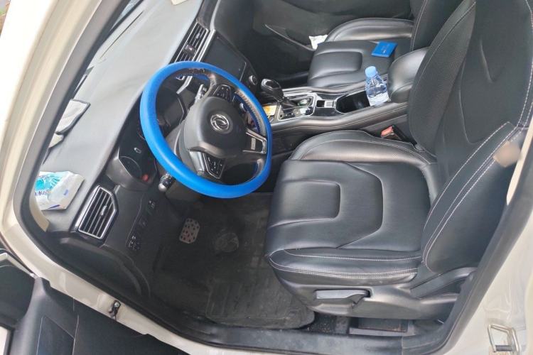 Used Dongfeng Fengon 580 2016 Revised Version 1.5T CVT Luxury Edition Left Front Seat