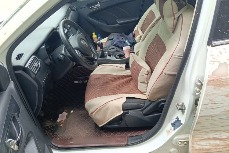 Used Dongfeng Fengon 580 2016 1.5T Manual Luxury Edition Left Front Seat