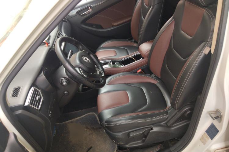 Used Dongfeng Fengon 580 2016 Revised Version 1.5T CVT Luxury Edition Left Front Seat