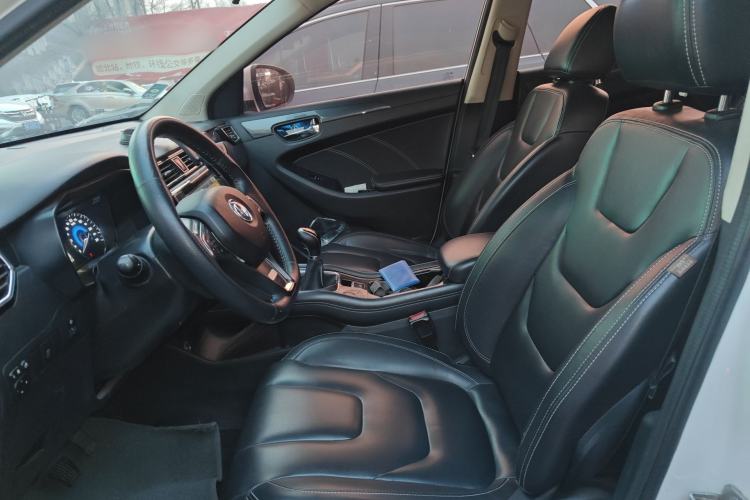 Used Dongfeng Fengon 580 2016 1.5T Manual Luxury Edition Left Front Seat