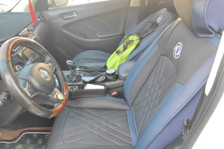 Used Dongfeng Fengon 580 2016 1.5T Manual Luxury Edition Left Front Seat