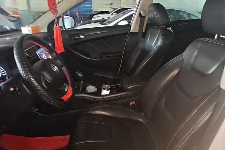 Used Dongfeng Fengon 580 2016 1.5T Manual Luxury Edition Left Front Seat