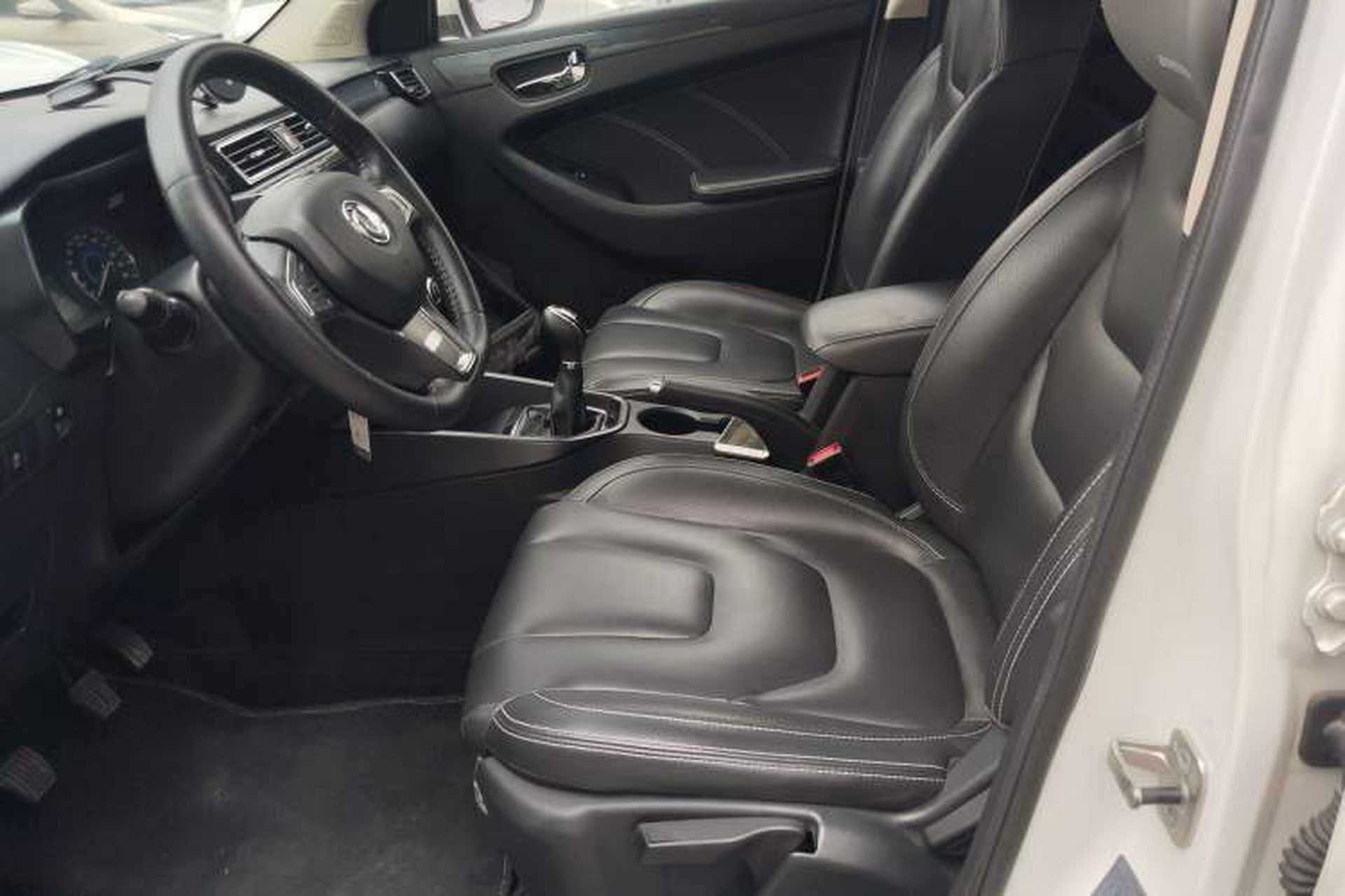 Used Dongfeng Fengon 580 2016 1.8L Manual Comfort Model Left Front Seat