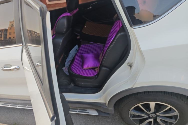 Used Dongfeng Fengon 580 2016 1.5T Manual Comfort Model Left Rear Seat