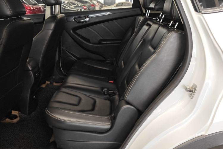 Used Dongfeng Fengon 580 2016 1.8L Manual Comfort Model Left Rear Seat