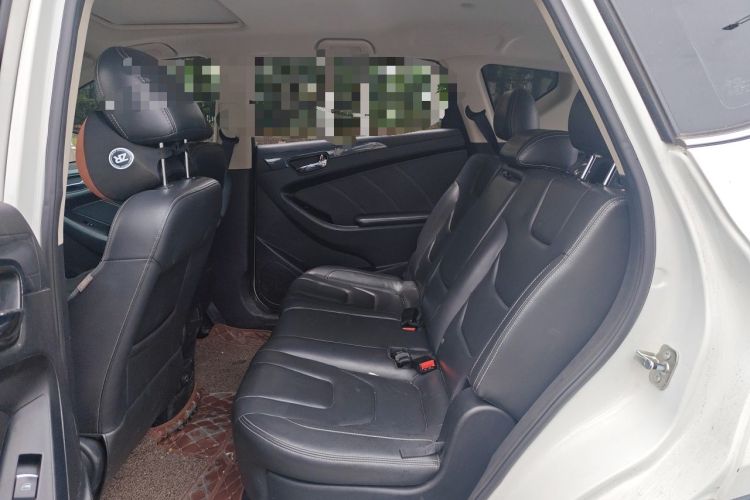 Used Dongfeng Fengon 580 2016 1.5T Manual Luxury Edition Left Rear Seat