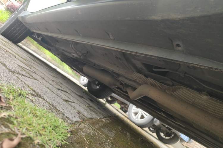 Used Dongfeng Fengon 580 2016 1.5T Manual Luxury Edition Left Side Sill