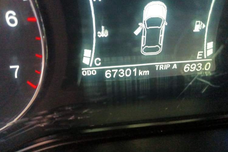 Used Dongfeng Fengon 580 2016 Revised Version 1.5T CVT Luxury Edition Odometer Close Up