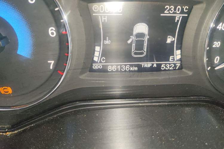 Used Dongfeng Fengon 580 2016 1.5T Manual Luxury Edition Odometer Close Up