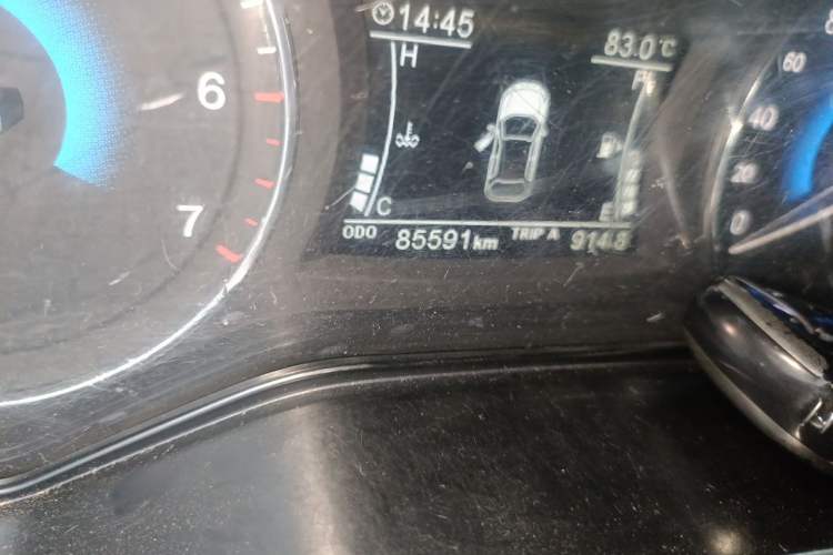 Used Dongfeng Fengon 580 2016 1.5T Manual Luxury Edition Odometer Close Up