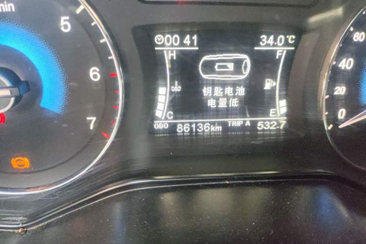 Used Dongfeng Fengon 580 2016 1.5T Manual Luxury Edition Odometer Close Up