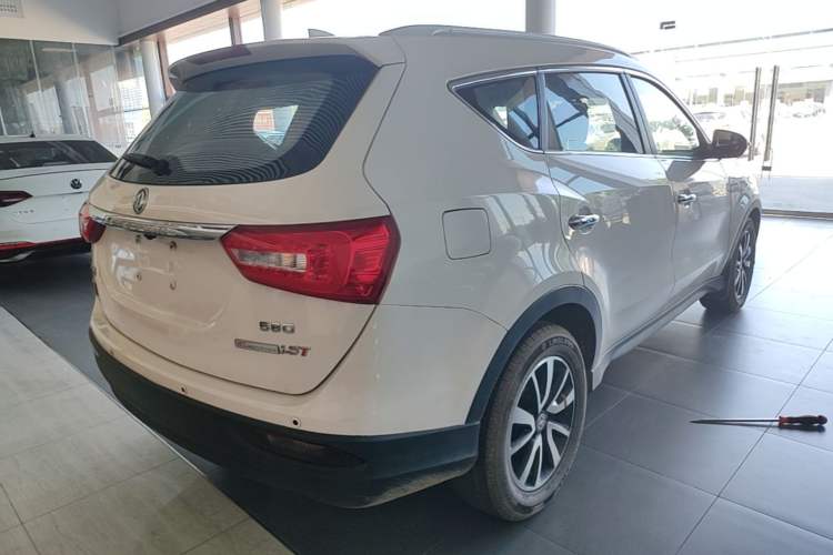 Used Dongfeng Fengon 580 2016 1.5T Manual Luxury Edition Rear Right 45 Deg