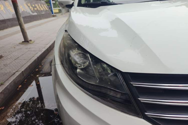 Used Dongfeng Fengon 580 2016 1.8L Manual Comfort Model Right Front Headlight