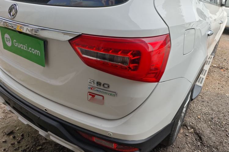 Used Dongfeng Fengon 580 2016 1.8L Manual Comfort Model Right Rear Taillight