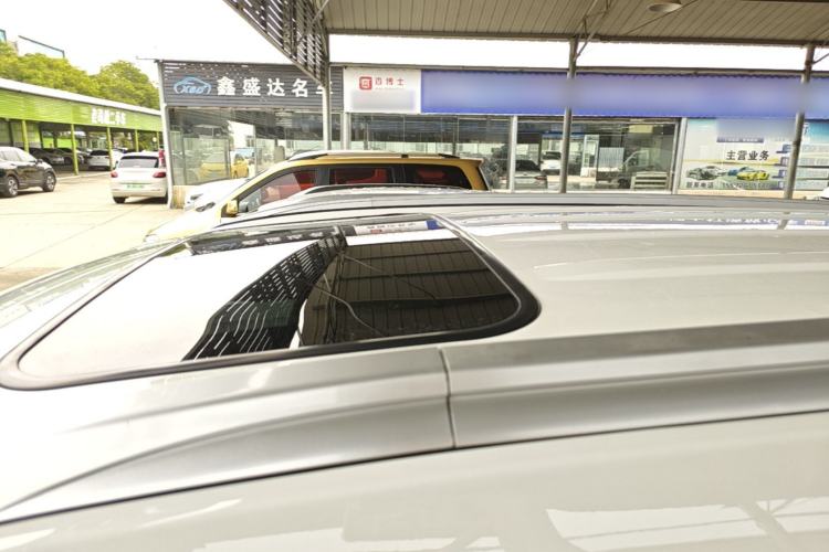 Used Dongfeng Fengon 580 2016 Revised Version 1.5T CVT Luxury Edition Roof