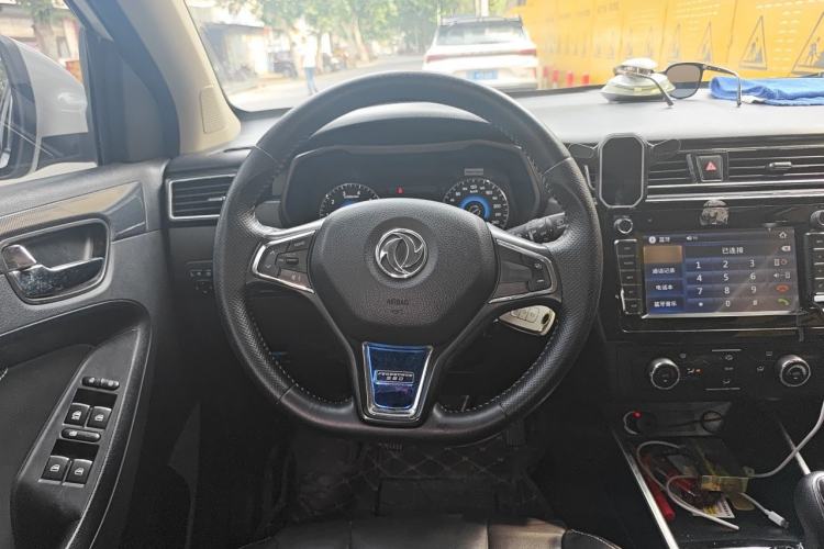 Used Dongfeng Fengon 580 2016 1.8L Manual Comfort Model Steering Wheel