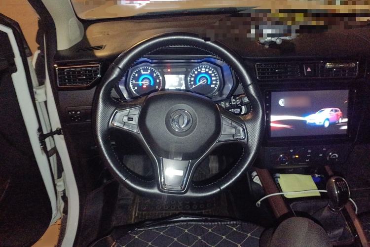 Used Dongfeng Fengon 580 2016 1.5T Manual Luxury Edition Steering Wheel