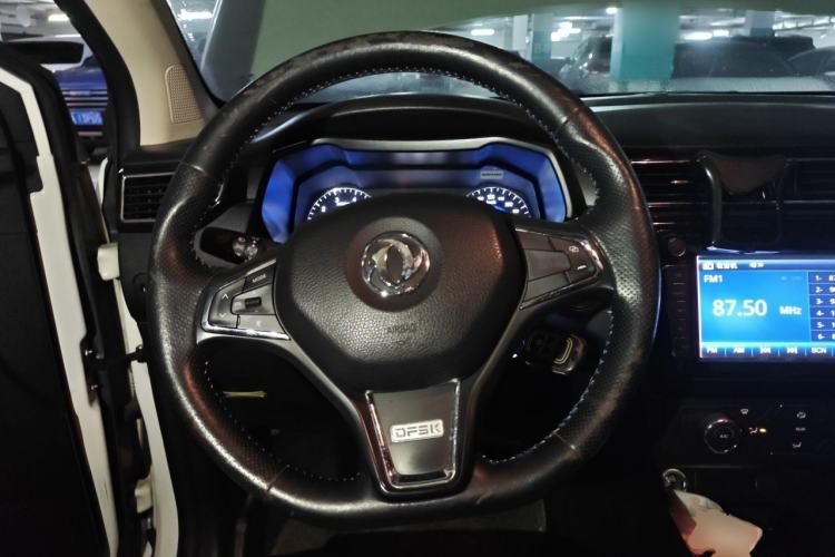 Used Dongfeng Fengon 580 2016 1.8L Manual Comfort Model Steering Wheel