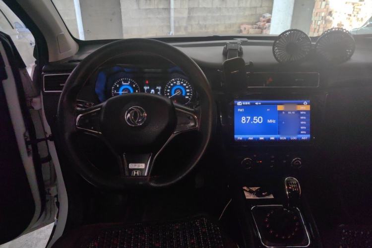 Used Dongfeng Fengon 580 2016 1.5T Manual Comfort Model Steering Wheel