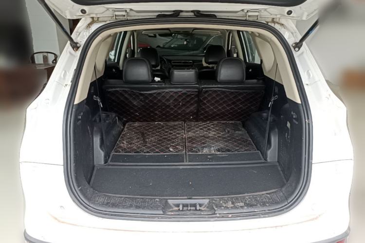 Used Dongfeng Fengon 580 2016 1.8L Manual Comfort Model Trunk