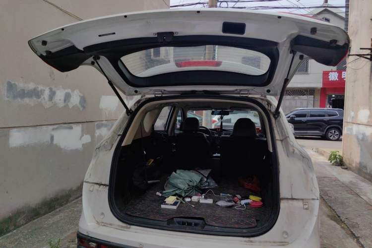 Used Dongfeng Fengon 580 2016 1.8L Manual Comfort Model Trunk