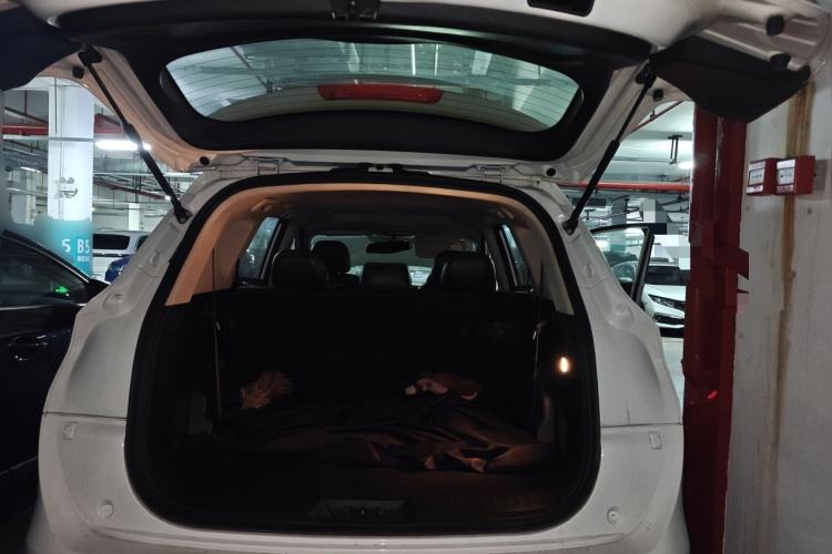 Used Dongfeng Fengon 580 2016 1.8L Manual Comfort Model Trunk