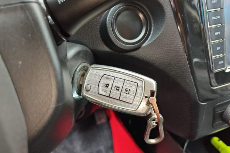 Used Dongfeng Fengon 580 2016 1.8L Manual Comfort Model Vehicle Key