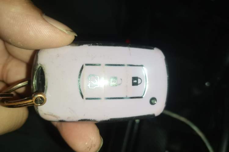 Used Dongfeng Fengon 580 2016 1.5T Manual Luxury Edition Vehicle Key