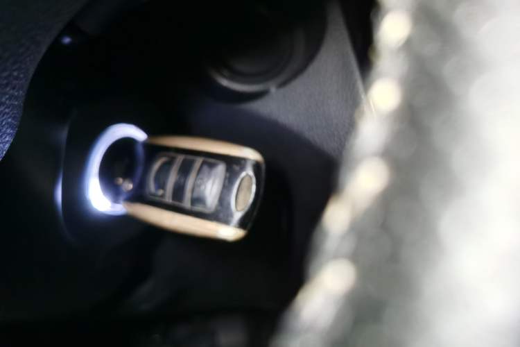 Used Dongfeng Fengon 580 2016 1.8L Manual Comfort Model Vehicle Key