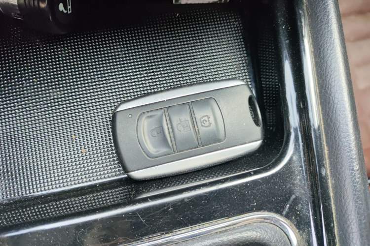 Used Dongfeng Fengon 580 2016 1.5T Manual Luxury Edition Vehicle Key