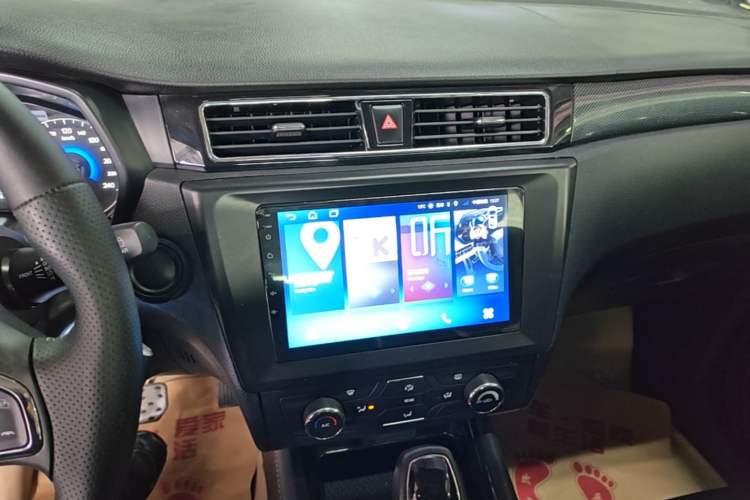 Used Dongfeng Fengon 580 2017 1.5T CVT Comfort Model Audio And AC Panel