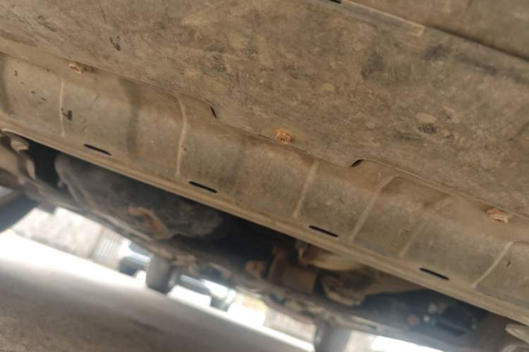 Used Dongfeng Fengon 580 2017 1.8L Manual Comfort Model Chassis Front