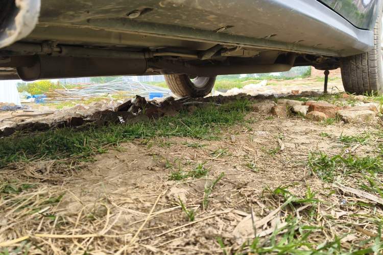 Used Dongfeng Fengon 580 2017 1.8L Manual Comfort Model Chassis Front Left